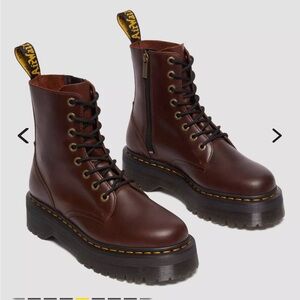 USED DR. Martens Jadon Boot Pull Up Leather Platforms